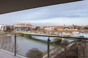 Riverside Aparthotel