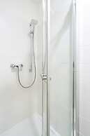 Riverside Aparthotel