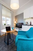 Riverside Aparthotel