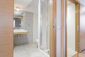 Riverside Aparthotel