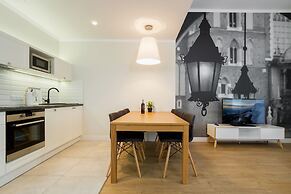 Riverside Aparthotel