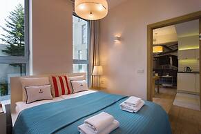 Riverside Aparthotel