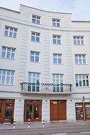 Riverside Aparthotel