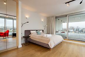 Riverside Aparthotel