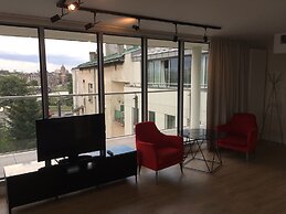 Riverside Aparthotel