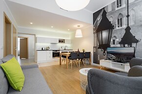 Riverside Aparthotel