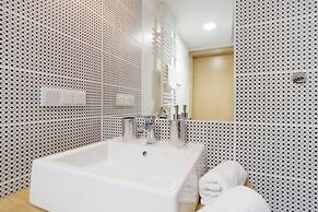 Riverside Aparthotel