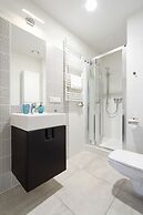 Riverside Aparthotel