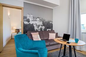 Riverside Aparthotel