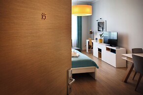 Riverside Aparthotel