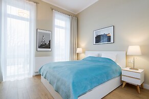 Riverside Aparthotel