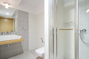 Riverside Aparthotel