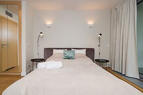 Riverside Aparthotel