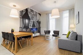 Riverside Aparthotel