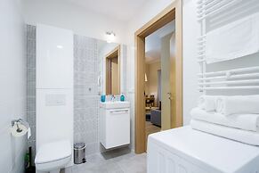 Riverside Aparthotel