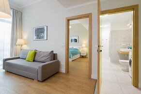 Riverside Aparthotel