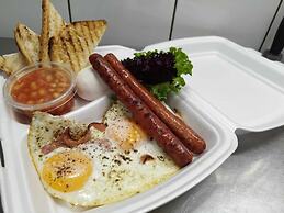 Riverside Aparthotel