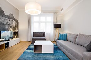 Riverside Aparthotel