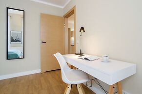 Riverside Aparthotel