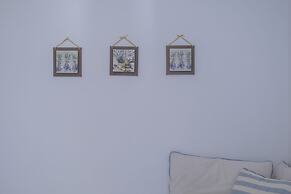 Meli Apartments & Villas