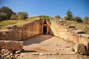 Meli Apartments & Villas