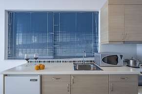 Meli Apartments & Villas