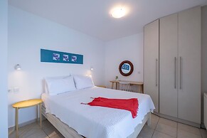 Meli Apartments & Villas