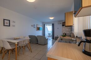 Meli Apartments & Villas