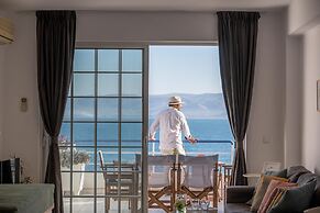 Meli Apartments & Villas