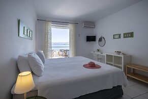 Meli Apartments & Villas