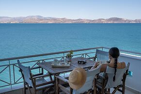 Meli Apartments & Villas