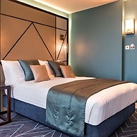Seven Hotel