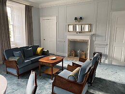 Shieldhill Castle Hotel