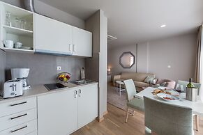 Preelook Apartments and Rooms