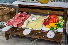 Preelook Apartments and Rooms