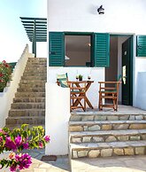 Pahivouni Studios & Suites