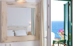 Pahivouni Studios & Suites