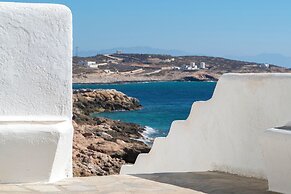 Pahivouni Studios & Suites