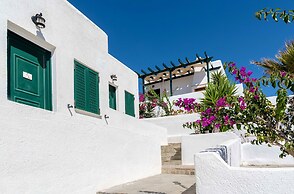 Pahivouni Studios & Suites