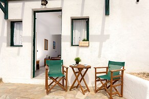 Pahivouni Studios & Suites