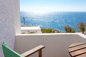 Pahivouni Studios & Suites