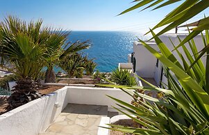 Pahivouni Studios & Suites