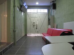 Guest Green - Adults Only - Hostel