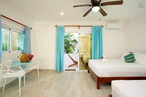 Ocean Zen Suites on 5th Avenue - Adults Only