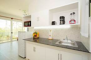 Ocean Zen Suites on 5th Avenue - Adults Only