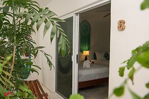 Ocean Zen Suites on 5th Avenue - Adults Only