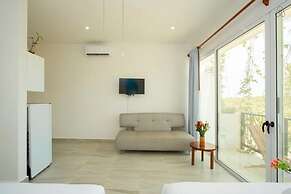 Ocean Zen Suites on 5th Avenue - Adults Only