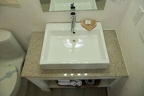 Ocean Zen Suites on 5th Avenue - Adults Only