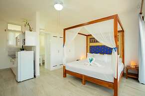 Ocean Zen Suites on 5th Avenue - Adults Only