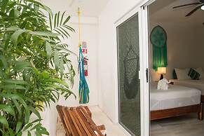 Ocean Zen Suites on 5th Avenue - Adults Only